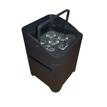 Par LED Phocea Light sur batterie sans fil pour uplighting de mariage